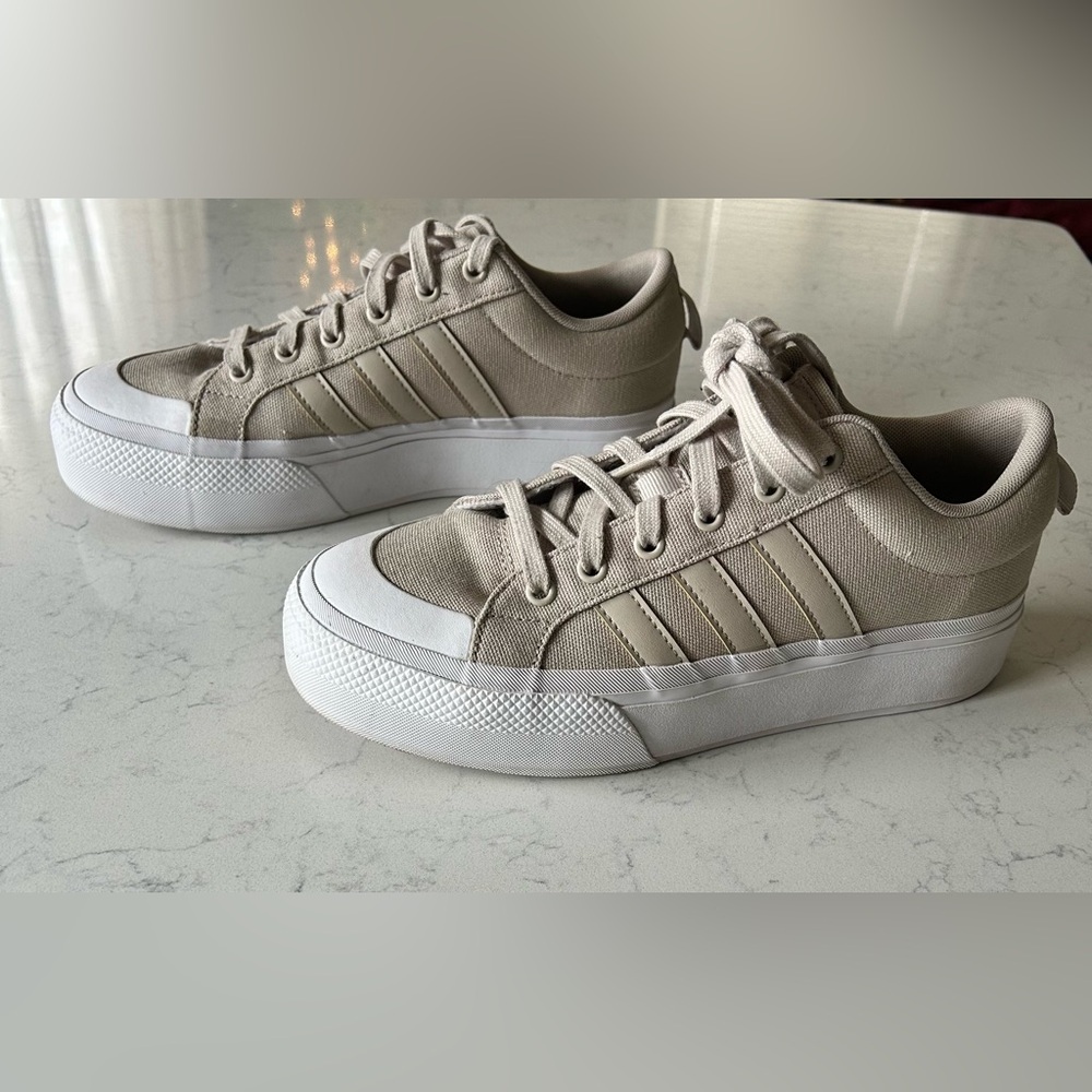 Adidas Women’s Bravada 2.0 Platform Wonder Beige Canvas Sneaker - Picture 2 of 15